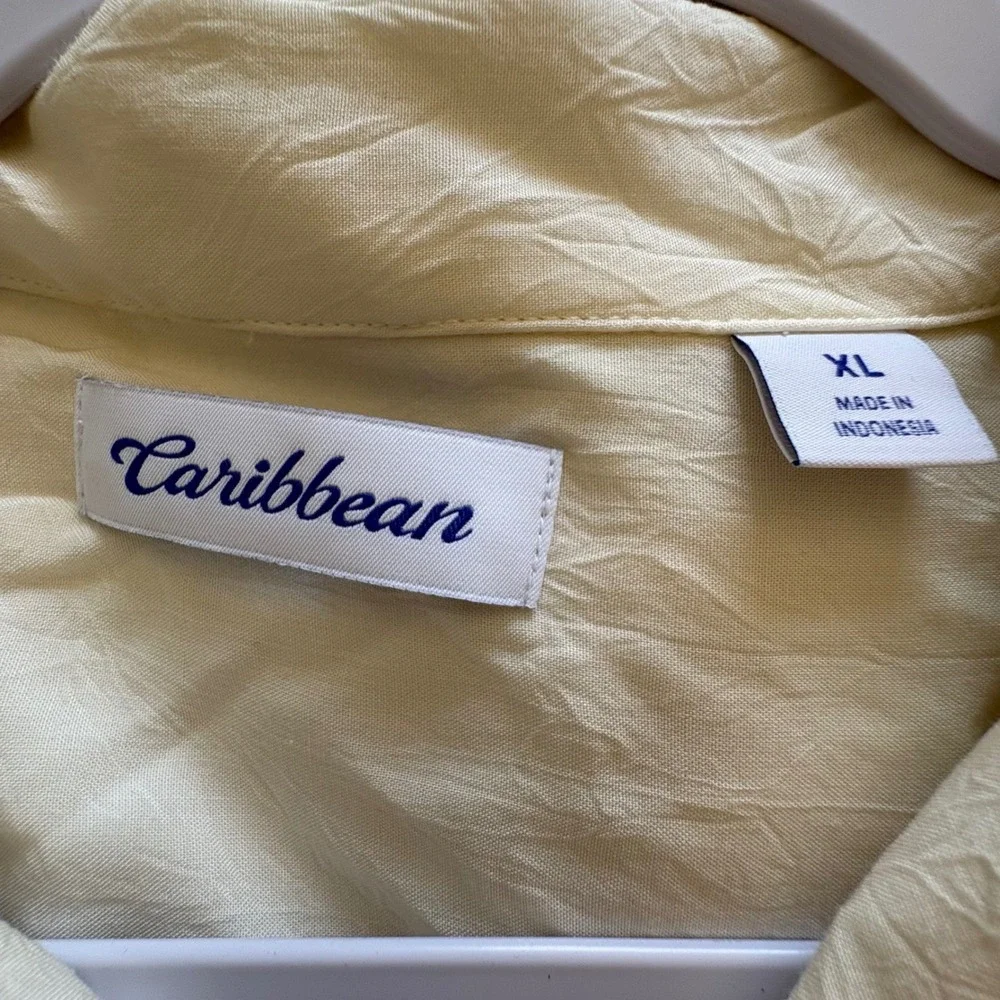 Vtg‎ Caribbean Rayon Camp Shirt XL Cream Vertical Floral Embroidery Soft Drape